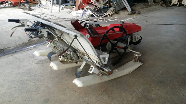 นำเข้าจากญี่ปุ่น รถดำนาเดินตาม  MITSUBISHI  รุ่น MP460 (2)  เก่าญี่ปุ่น  ดำนา 4 แถว  ขนาดกระทัดรัด สภาพสวย