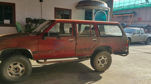 ขาย TOYOTA HERO VAN LN51