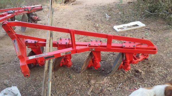 ขายรถไถL4708ใบมีดผาล4พร้อมใช้ครับ ขายรถไถL4708ใบมีดผาล4พร้อมใช้ครับ