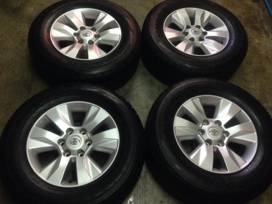 แม็ก ป้ายแดง โตโยต้า เรโว่