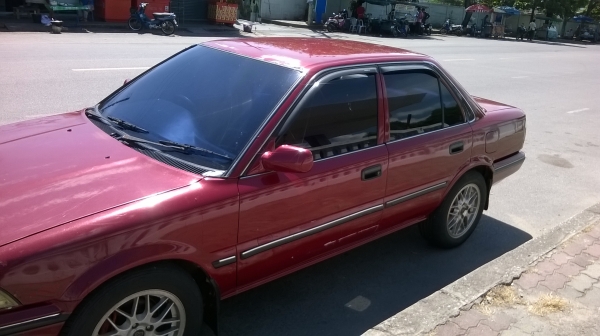 ขายรถเก๋ง โตโยต้า โคโรน่า