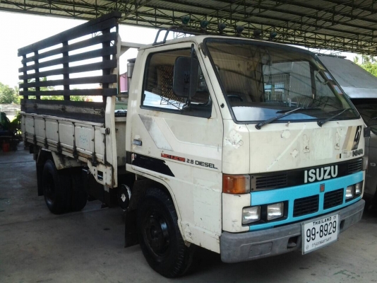 ขาย6ล้อสั้นNKR88เดิมบางมากๆลดสุดๆเหลือ220,000