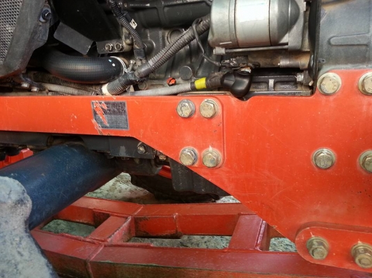 คูโบต้า L3008 4 WD ใบมีด ผานบุกช้าง