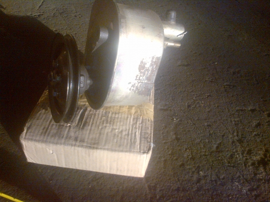 ขายปั้มพวงมาลัยเพาเวอร์รถหัวยาว ราคา3500 บาท โทร 0906208746