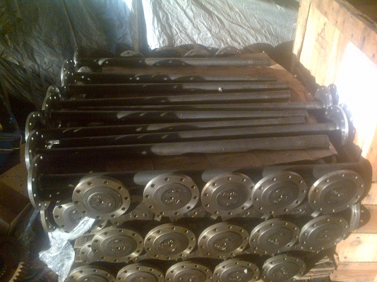 ขายเพลาข้าง HINO  เพลาข้าง   ISUZU FBR   ราคา 2800  บาท