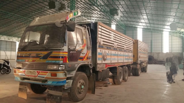 ขายรถพ่วง 18 ล้อ แม่-ลูก กระบะเนียมคอกเกษตรดั้ม อู่.ซุ่นชัย HINO FM3M รถสวย เดิมๆ ราคา.1450000 ต่อรอง สนใจรีบจองเลยครับ ขายรถพ่วง 18 ล้อ แม่-ลูก กระบะเนียมคอกเกษตรดั้ม อู่.ซุ่นชัย HINO FM3M รถสวย เดิมๆ ราคา.1450000 ต่อรอง สนใจรีบจองเลยครับ