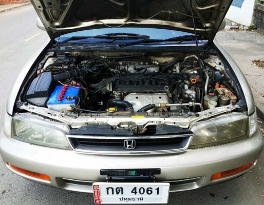 Honda accord 2.2 vtec auto lpg abs ปี 96