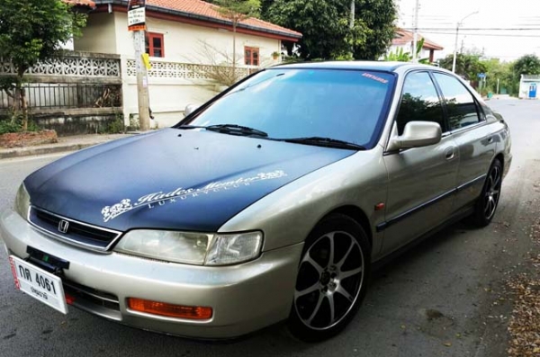Honda accord 2.2 vtec auto lpg abs ปี 96