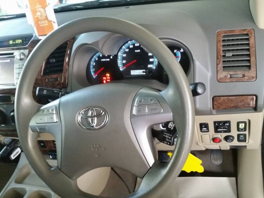 วีโก้แชมป์ 4ประตู พีรันเนอร์ ตัวG สีขาว ปี2012