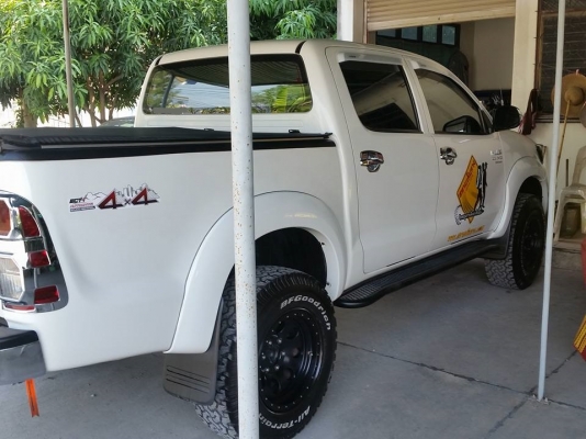 วีโก้แชมป์ 4ประตู พีรันเนอร์ ตัวG สีขาว ปี2012