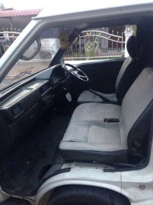 ขายรถตู้ L300 พร้อมใช้ พร้อมโอน ภาษีเต็ม