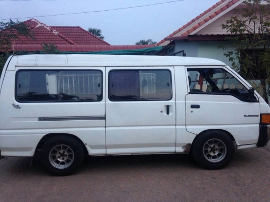 ขายรถตู้ L300 พร้อมใช้ พร้อมโอน ภาษีเต็ม