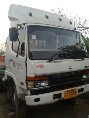 ขายรถบรรทุกหัวลากถูกๆครับ