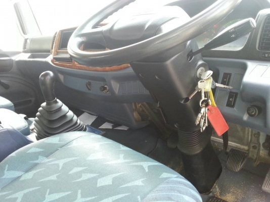 รถฮีโน่ 6 ล้อ ตู้แห้ง FC4J - 150 แรงม้า. ปี 51.   ( รถวิ่ง 29x,xxx กม. )     สนใจติดต่อ  081 - 6079515