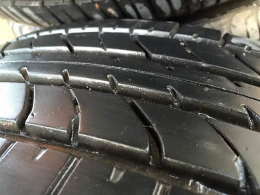 ขายล้อแม็กซีวิคขอบ16 ชุดละ 6,000 บาท ยางบริสโตนปี13 205/55/16 ดอกยางสวยๆ ขายล้อแม็กซีวิคขอบ16 ชุดละ 6,000 บาท ยางบริสโตนปี13 205/55/16 ดอกยางสวยๆ