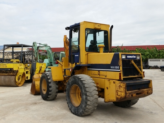 มาใหม่ !! ขายรถตักล้อยาง WA180-1 ยี่ห้อ KOMATSU นำเข้าจากต่างประเทศแท้ 100\% สภาพสวย ไม่เคยใช้งานในไทย มาใหม่ !! ขายรถตักล้อยาง WA180-1 ยี่ห้อ KOMATSU นำเข้าจากต่างประเทศแท้ 100\% สภาพสวย ไม่เคยใช้งานในไทย