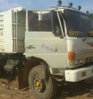 สิบล้อ ฮีโน่ ซูโม่ FM 227LD EMU-100~240แรง ดั้ม สโลส 2เพา สภาพดีสวยเดิมๆพร้อมใช้ ทะเบียนพร้อมโอน