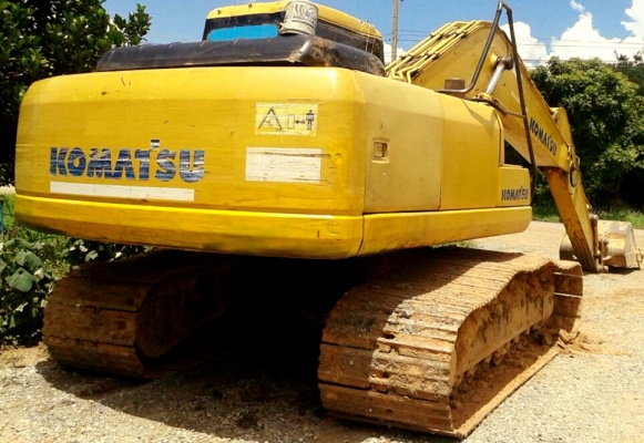 KOMATSU PC 200-7 เอกสารเล่มทะเบียน รถบอดี้สวยสภาพดีพร้อมทำงานได้เลย เครื่องยนต์เดิมปั๊มเดิมกำลังแรงดีสุดๆครับ ภายในเก๋ง ไฟฟ้าหน้าจอครบพร้อม แอร์เย็น ใช้งาน 12,000 ชม. ภายนอกบูมอาร์มสวยไม่มีปะ ช่วงล่างแน่นดีสภาพดีพร้อมทำงานได้เลยครับ ราคาต่อรองได้ครับ