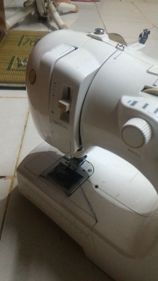 จักรเย็บผ้า SINGER กระเป๋าหิ้ว รุ่น Inspiration เย็บได้หลายรูปแบบรวมถึงรั่งดุม