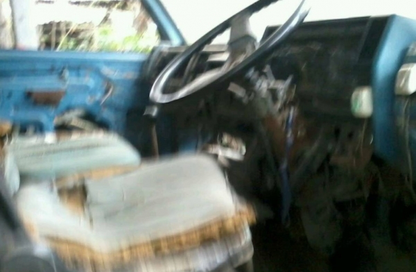 ISUZU NPR 115 HP 4BD1 รถบรรทุกหกล้อ กระบะเหล็กคอกไม้ความยาว 5 เมตรสภาพดีพร้อมบรรทุกได้เลย ช่วงล่างใหญ่ติด F หน้าหลัง เครื่องยนต์มีอ่อนบ้างเล็กน้อยครับ ภายในเก๋งคอนโซลครบ เกียร์ยาว พวงมาลัยธรรมดา ช่วงล่างคัชซีไม่แตกไม่บวม ยาง 8.25 ขอบ 16 สภาพดี เอกสารทะเบี ISUZU NPR 115 HP 4BD1 รถบรรทุกหกล้อ กระบะเหล็กคอกไม้ความยาว 5 เมตรสภาพดีพร้อมบรรทุกได้เลย ช่วงล่างใหญ่ติด F หน้าหลัง เครื่องยนต์มีอ่อนบ้างเล็กน้อยครับ ภายในเก๋งคอนโซลครบ เกียร์ยาว พวงมาลัยธรรมดา ช่วงล่างคัชซีไม่แตกไม่บวม ยาง 8.25 ขอบ 16 สภาพดี เอกสารทะเบี