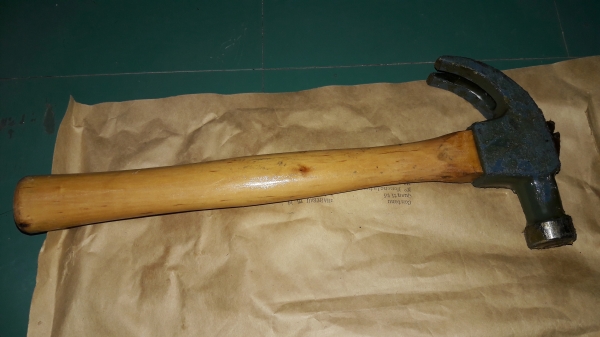 ขายค้อนทหารช่างฝรั่งเศสMOB 16 oz. Made in France.