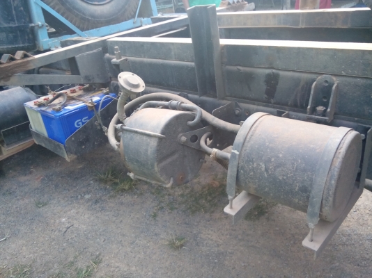 (ปิดการขายแล้วคับไป เมืองอุบล )รถ 6 ล้อ NPR 120  แรงม้า (รถห้างแท้) ... ปี  44   พร้อมใช้งาน เล่มพร้อม....