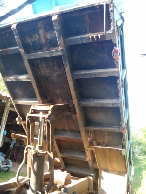 (ปิดการขายแล้วคับไป เมืองอุบล )รถ 6 ล้อ NPR 120  แรงม้า (รถห้างแท้) ... ปี  44   พร้อมใช้งาน เล่มพร้อม....