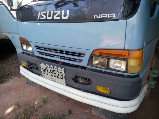 (ปิดการขายแล้วคับไป เมืองอุบล )รถ 6 ล้อ NPR 120  แรงม้า (รถห้างแท้) ... ปี  44   พร้อมใช้งาน เล่มพร้อม....