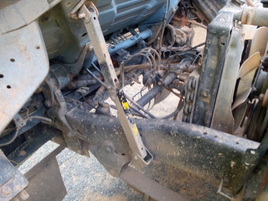 (ปิดการขายแล้วคับไป เมืองอุบล )รถ 6 ล้อ NPR 120  แรงม้า (รถห้างแท้) ... ปี  44   พร้อมใช้งาน เล่มพร้อม....