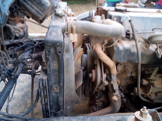 (ปิดการขายแล้วคับไป เมืองอุบล )รถ 6 ล้อ NPR 120  แรงม้า (รถห้างแท้) ... ปี  44   พร้อมใช้งาน เล่มพร้อม....