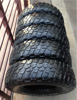 ยาง Mud BF goodrich KM2 255 85 16 พร้อมใช้งาน ราคาไม่แพง