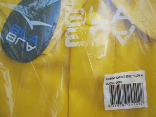 ขายเสื้อฝนอย่างดีสำหรับนักเล่นเรือและนักตกปลา(ปิดการขายขอบคุณtruck2hand)