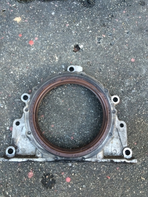 ข้อเหวี่ยงเครื่อง 2KD และชุดฝาครอบท้ายเครื่อง