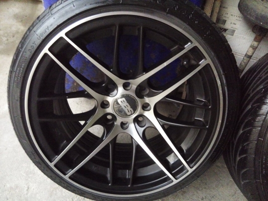 แม็ก BBS ขอบ 15 กว้าง 8 ออฟ 25 พร้อมยางปลิ้นๆ แนวๆ ราคา 8500 แม็ก BBS ขอบ 15 กว้าง 8 ออฟ 25 พร้อมยางปลิ้นๆ แนวๆ ราคา 8500