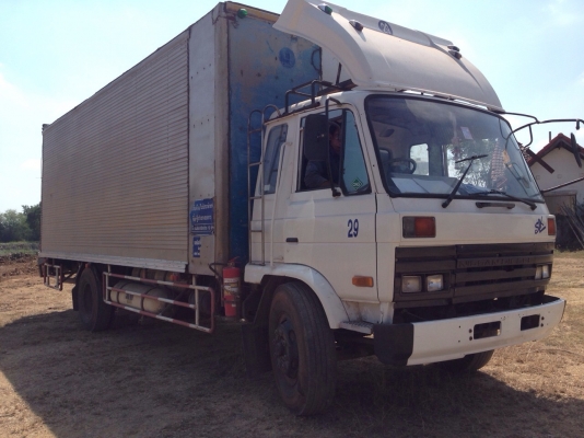 รถบรรทุก 6 ล้อ ยาว 7.20 ม.