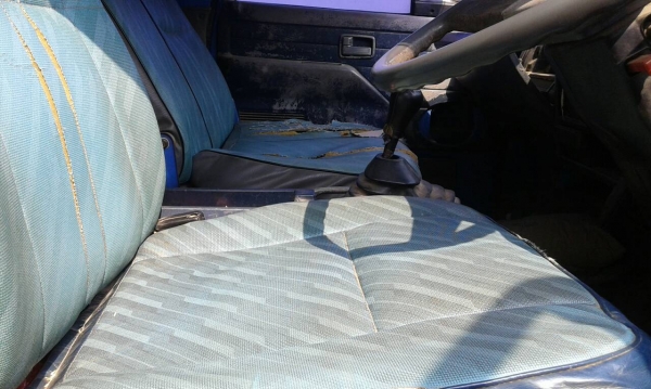 เสี่ยสั่งลุยกะบะล่องพร้อมคอกเกียร์สั้นปี37เดิมดีน่าใช้