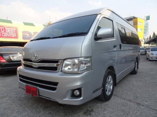 โทร 0922726669 คุณตันหยงรถตู้เบสมือสองฝั่งธน TOYOTA COMMUTER 2.5 D4D ปี 2012 เดิมๆ เบาะกำมะหยี่ 4 แถว ราคา 819000 บาท