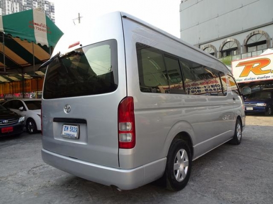 โทร 0922726669 คุณตันหยงรถตู้เบสมือสองฝั่งธน TOYOTA COMMUTER 2.5 D4D ปี 2012 เดิมๆ เบาะกำมะหยี่ 4 แถว ราคา 819000 บาท