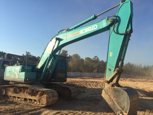 ขายรถแบคโฮ KOBELCO SK200-8 YN12-T6570 super X ไมล์ 5116 ชม.ราคา 2500000