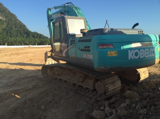ขายรถแบคโฮ KOBELCO SK200-8 YN12-T6570 super X ไมล์ 5116 ชม.ราคา 2500000