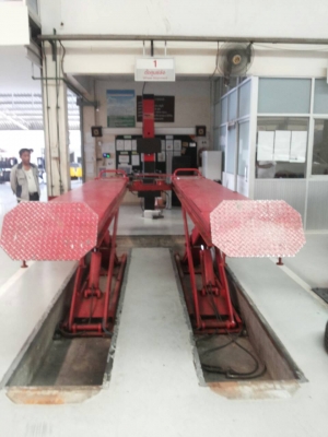 ขายลิฟท์ตั้งศูนย์  3 ตัน  มือสอง พร้อมติดตั้ง