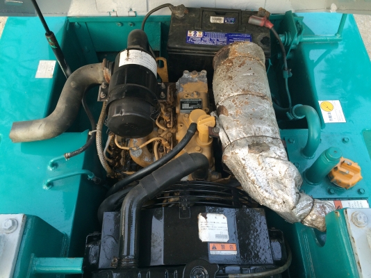 ขายรถตักล้อยาง ยี่ห้อ KOMATSU SK05 นำเข้าจากญี่ปุ่น ติดต่อ 086-775-7900 086-324-1992