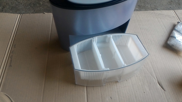 เครื่องฟอกอากาศ PURE  AIR ไม่ใช้ไฟฟ้า เลือกการทำงานได้สองแบบลดหรือเพิ่มความชื่น ของใหม่ ใช้พลังงานจากถ่าน 2 ก้อน