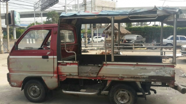 ขายเหมาๆรถกระป้อ3คันเครื่องดีใช้งานได้ปกติมีเล่มทะเบียนสนใจสอบถามใด้