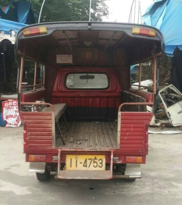 ขายเหมาๆรถกระป้อ3คันเครื่องดีใช้งานได้ปกติมีเล่มทะเบียนสนใจสอบถามใด้