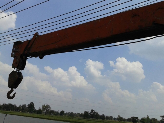 ขายหกล้อ HINO FF177KA ติดเครน 3ตัน คัชชีสวย ยางดี กระบะยาว6.50  เอกสารเล่มทะเบียนพร้อมโอน