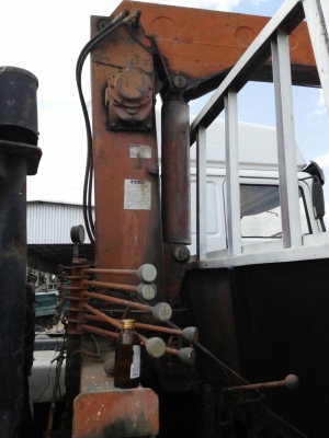 ขายหกล้อ HINO FF177KA ติดเครน 3ตัน คัชชีสวย ยางดี กระบะยาว6.50  เอกสารเล่มทะเบียนพร้อมโอน