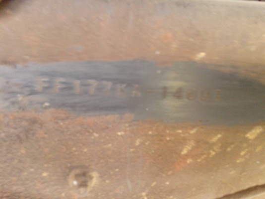 ขายหกล้อ HINO FF177KA ติดเครน 3ตัน คัชชีสวย ยางดี กระบะยาว6.50  เอกสารเล่มทะเบียนพร้อมโอน