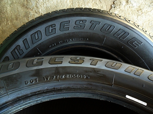 ยาง17กระบะสูง บริดสโตน265-65-R17ลงพื้นปี13 คู่ละ1800 ยาง17กระบะสูง บริดสโตน265-65-R17ลงพื้นปี13 คู่ละ1800