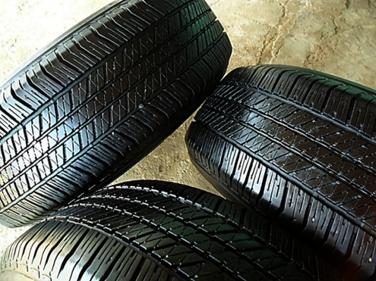 ยาง17กระบะสูง บริดสโตน265-65-R17ลงพื้นปี13 คู่ละ1800 ยาง17กระบะสูง บริดสโตน265-65-R17ลงพื้นปี13 คู่ละ1800